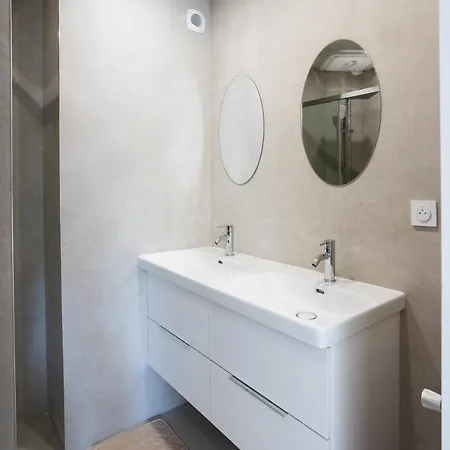 3 - Les Lys * Antibes